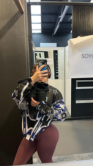 Yağmur Özergen leaked photo #18