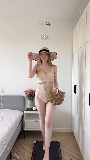 Yana R. leaked photo #47