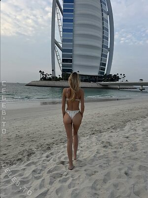 Yaraline Nude Leaked Photo #5