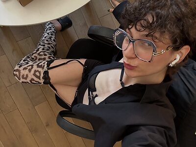 Yaren Öksüz leaked photo #5