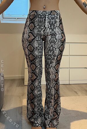 Yasemin Elda Nude Leaked Photo #27