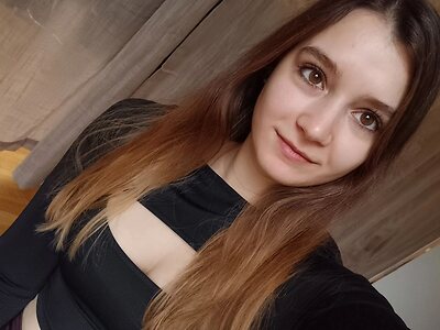 Yasemin Nude Leaked Photo #22