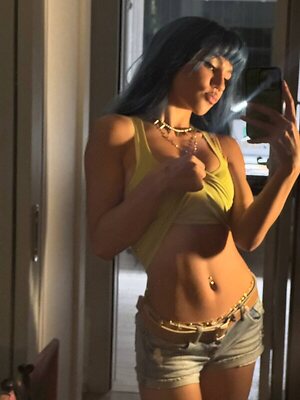 Yashankulova leaked photo #11