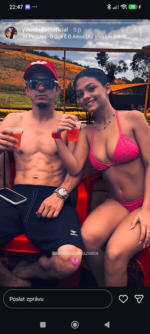 Yasmimkett leaked photo #4