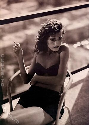 Yasmin Le Bon photo