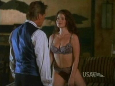 Yasmine Bleeth leaked photo #11