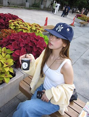 Yeji leaked photo #14