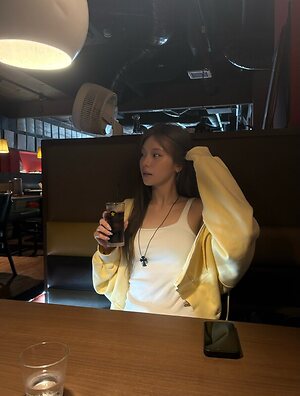 Yeji leaked photo #19