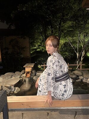Yeji leaked photo #28