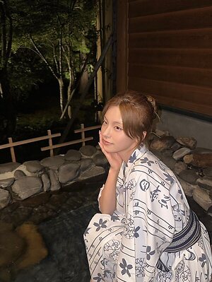 Yeji leaked photo #30