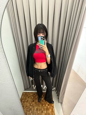 Yel leaked photos