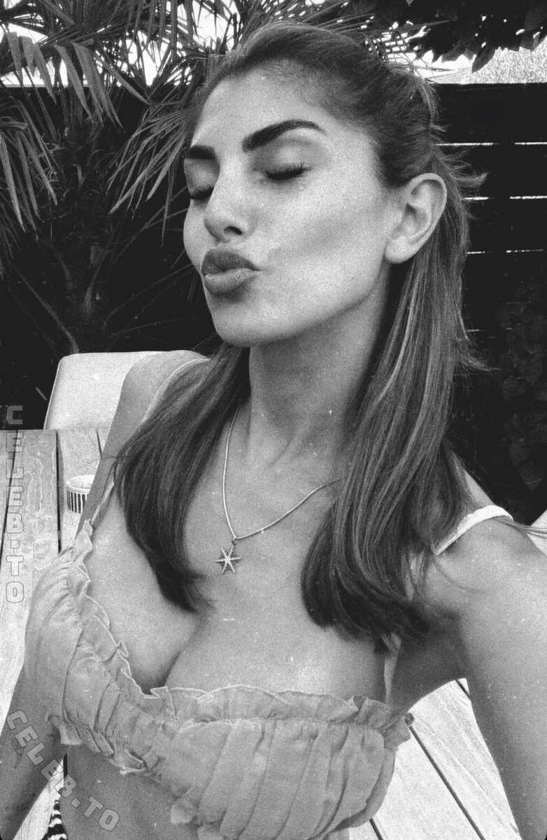 Yeliz Koc photo