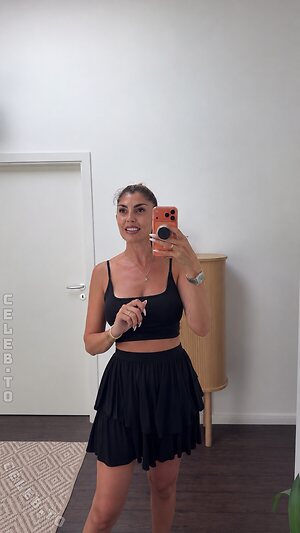 Yeliz Koc photo