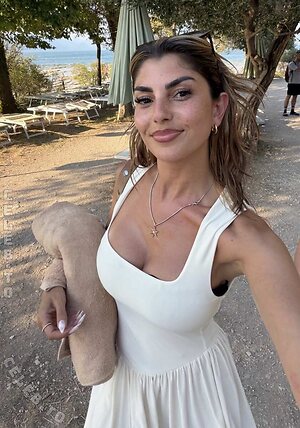 Yeliz Koc
