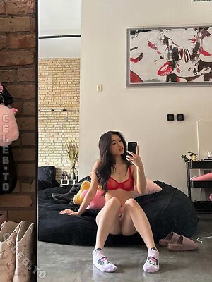 Yemada Nude Leaked Photo #23