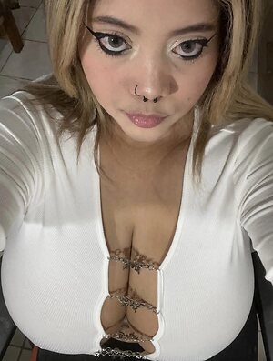Yenia Q Nude Leaked Photo #50
