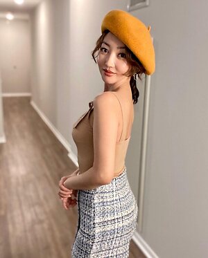 Yeonmi Park leaked photo #10