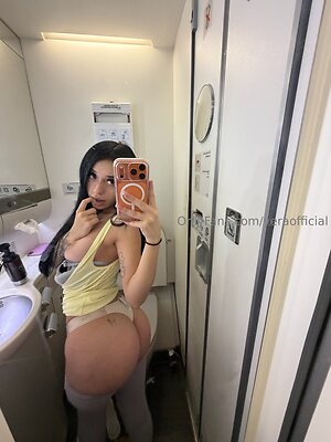 yeraofficial Nude Leaked Photo #8