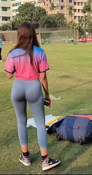 Yesha Sagar Nude Leaked Photo #8