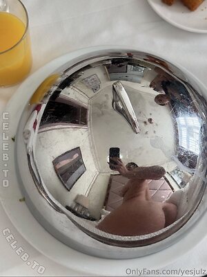 YesJulz Nude Leaked Photo #2