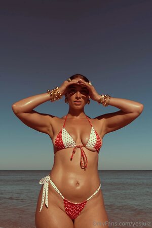 YesJulz leaked photo #80