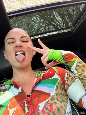 YesJulz