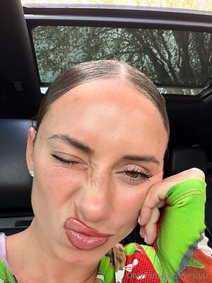 YesJulz leaked photo #141