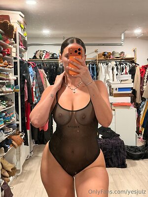 YesJulz leaked photo #150