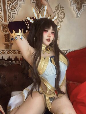 yinniie0 leaked photo #21