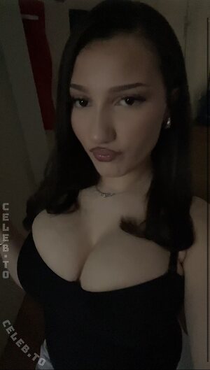 Yisel photo