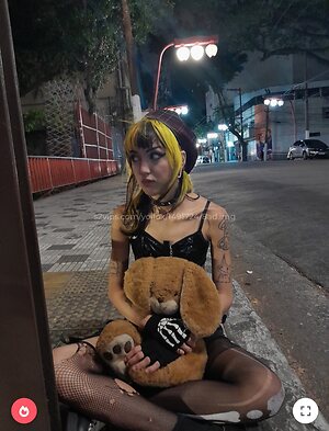 Set 3 — 6 photos