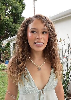 Yonna Jay photo