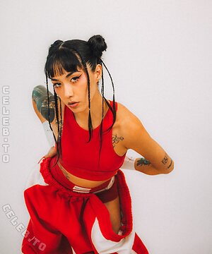 Yoshiko Nude Leaked Photo #2