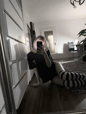 you.cuteees leaked photo #5