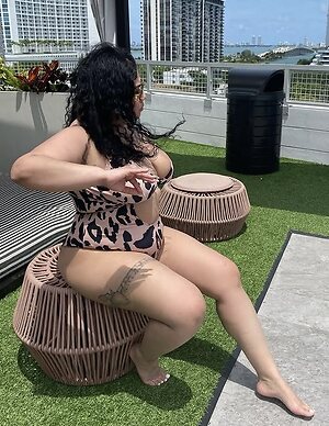 YoungGriselda leaked photo #6