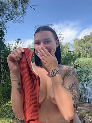 Yourfavxshelly leaked photo #26