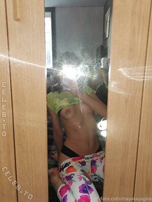 YourLittleMaya Nude Leaked Photo #7