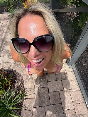 Yourmommylu Nude Leaked Photo #101