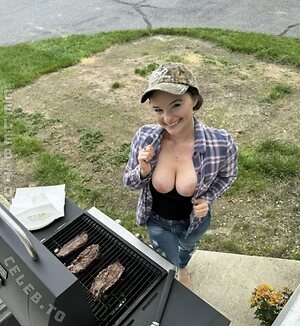 yournaughtymomhope Nude Leaked Photo #20