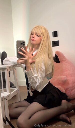 YourSmallDoll