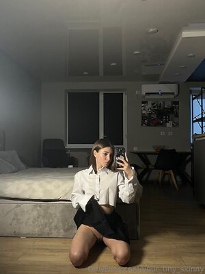 your_tiny_skinny leaked photo #22