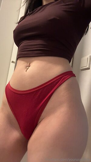 yourusedbrat leaked photo #136