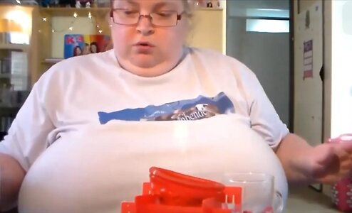 YouTube Finds Nude Leaked Photo #16