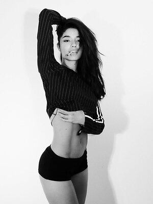 Yovanna Ventura leaked photo #8