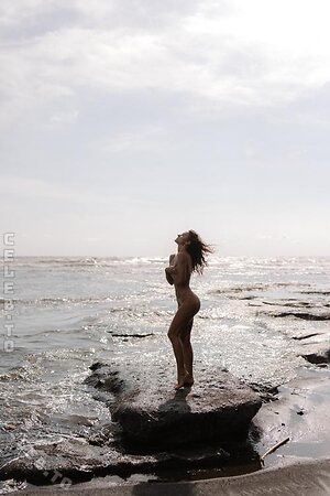 Yuliya Lazarenko Nude Leaked Photo #67