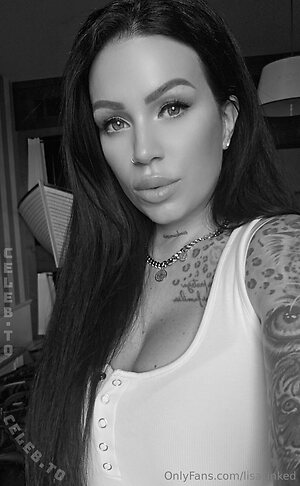 Yulz_inked Nude Leaked Photo #15