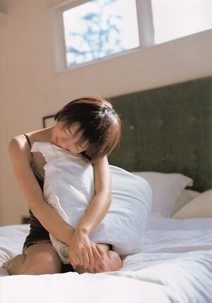 Yumiko Shaku leaked photo #9