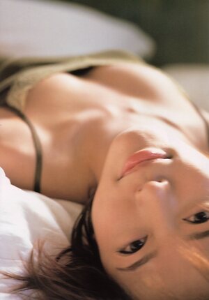 Yumiko Shaku leaked photo #14