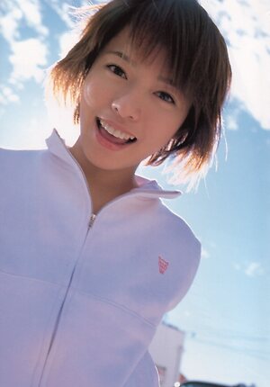 Yumiko Shaku leaked photo #25