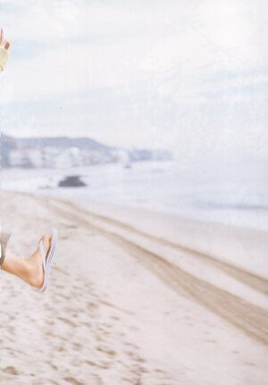 Yumiko Shaku leaked photo #39